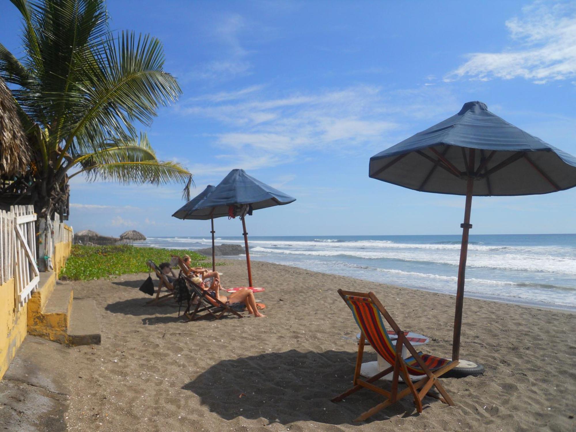 Beach Hostal Oasis Лас-Пеньитас Экстерьер фото